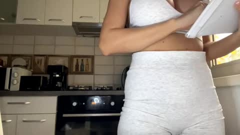 Snapshot of anna_nobel chatting on 11-04-25, 07:40 anna_nobel online show from 11-04-25, 07:40