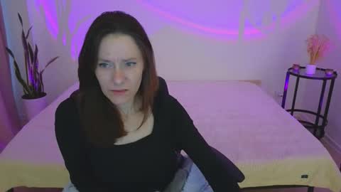 Snapshot of annaabels chatting on 10-13-25, 04:56 annaabels online show from 10-13-25, 04:56