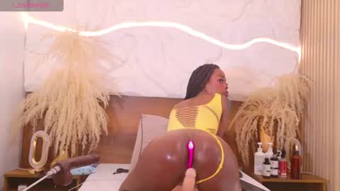Snapshot of annaafoxx chatting on 07-30-26, 04:17 Anna online show from 07-30-26, 04:17