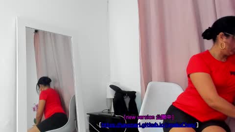 Snapshot of annaarela chatting on 09-14-25, 12:15 Annaarela online show from 09-14-25, 12:15