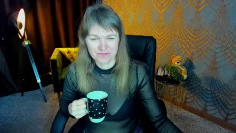 Annabel online show from 04-05-26, 05:37