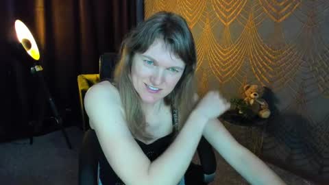 Annabel online show from 04-11-26, 07:45
