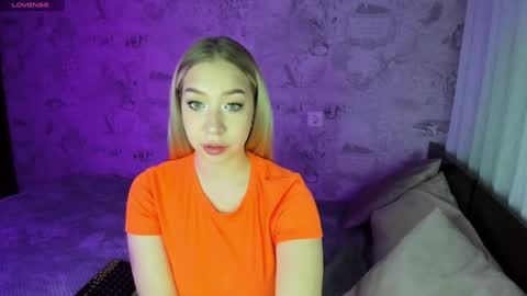 Snapshot of annabelle_art chatting on 01-30-25, 12:39 Annabelle online show from 01-30-25, 12:39