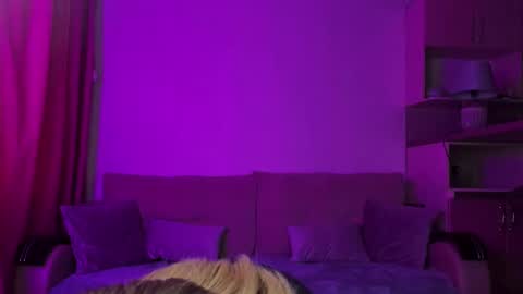 Snapshot of annabelle_art chatting on 02-11-25, 05:37 Annabelle online show from 02-11-25, 05:37