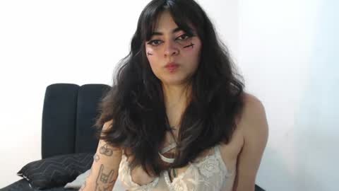 Anna online show from 06-12-26, 11:46