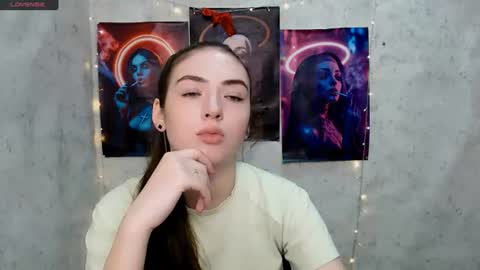 Anna online show from 06-17-26, 09:01