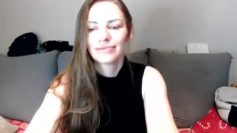 Snapshot of annadiamond1 chatting on 07-20-26, 12:51 annadiamond1 online show from 07-20-26, 12:51