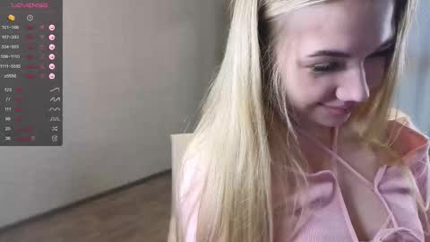 Snapshot of annalbel chatting on 11-07-25, 06:13 Annabel online show from 11-07-25, 06:13