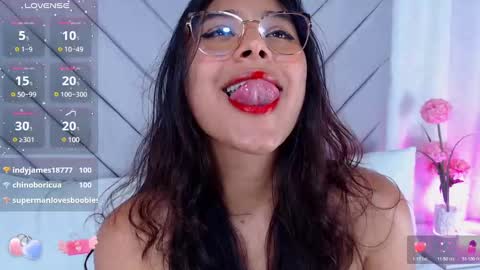 Snapshot of annaqueen_ chatting on 02-28-25, 08:28 Anna online show from 02-28-25, 08:28