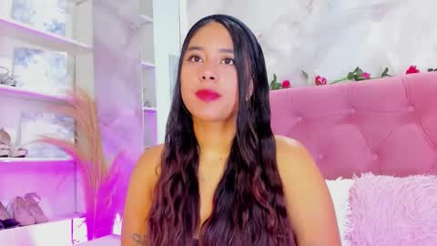 Snapshot of annaqueen_ chatting on 11-01-25, 04:20 Anna online show from 11-01-25, 04:20