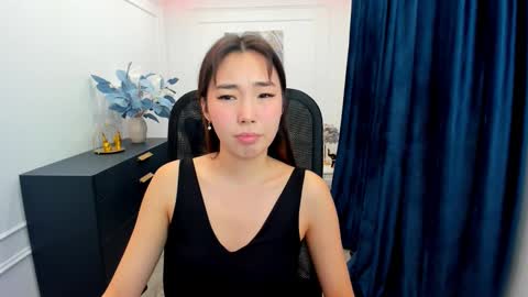 Anna online show from 09-29-25, 07:51