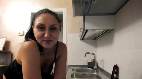 Snapshot of annastasiawild chatting on 09-12-25, 05:02 AnnastasiaWild online show from 09-12-25, 05:02