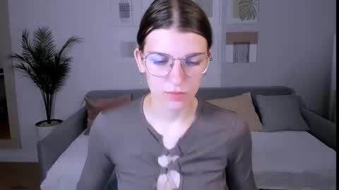 Im Anna online show from 05-16-26, 04:31