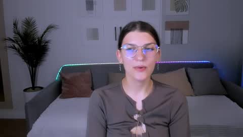 Im Anna online show from 05-16-26, 10:36