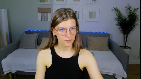 Im Anna online show from 05-21-26, 04:52