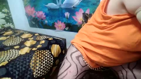AnnaxGoldX online show from 05-17-26, 06:55