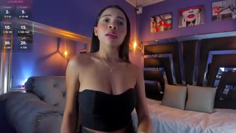 Snapshot of anne_brown1 chatting on 11-05-25, 05:46 Anne online show from 11-05-25, 05:46