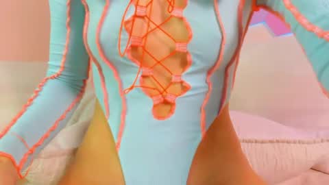 anne_millerr online show from 06-02-26, 11:56