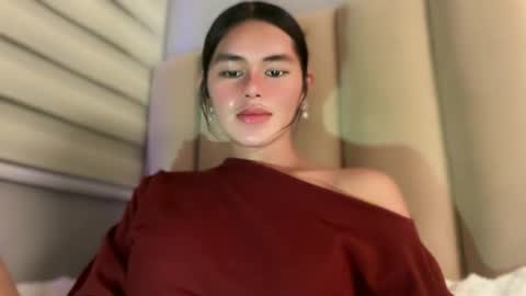 Snapshot of annedee_ chatting on 12-14-25, 01:27 Kim online show from 12-14-25, 01:27