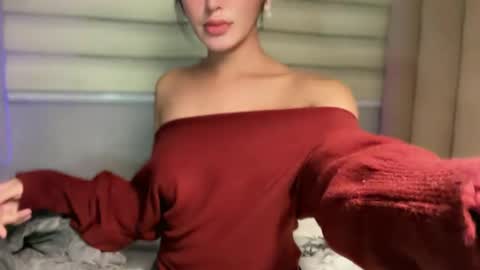 Snapshot of annedee_ chatting on 12-15-25, 08:29 Kim online show from 12-15-25, 08:29