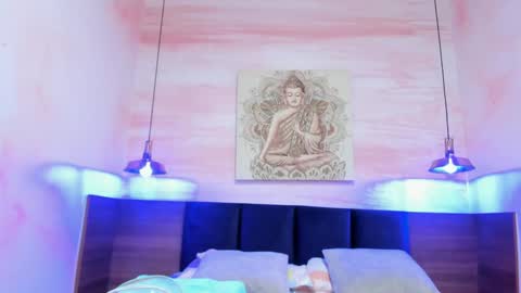 Anne online show from 11-21-25, 03:16