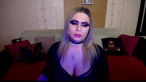 Snapshot of annessixreign chatting on 03-06-25, 04:49 AnnessixReign online show from 03-06-25, 04:49