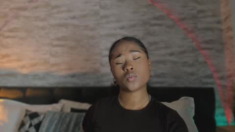 Anneth online show from 11-18-25, 08:46