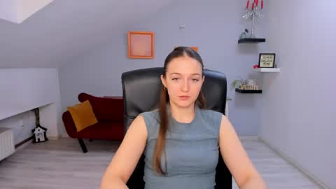 annewilsonn online show from 04-21-26, 11:05