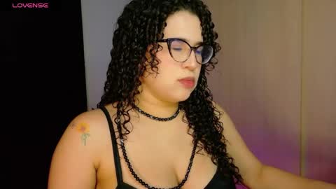 ANGEL  independent model  online show from 04-25-26, 04:37