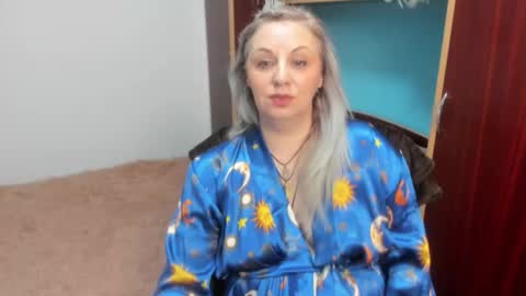 Snapshot of anngelynajoy chatting on 02-10-26, 10:36 Anngel online show from 02-10-26, 10:36
