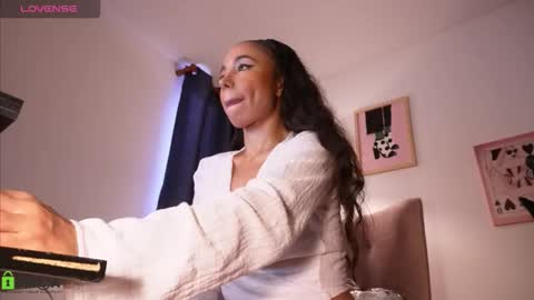 Annie online show from 02-17-26, 12:23