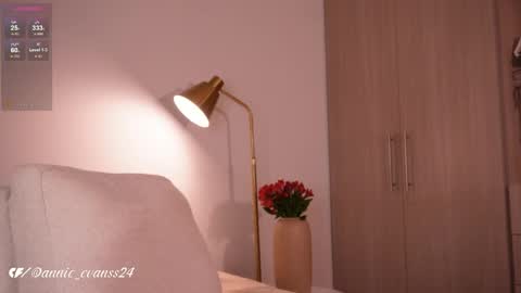 Annie Evans online show from 04-12-26, 11:32