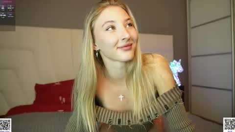Snapshot of annie_f0x chatting on 09-10-25, 03:50 Annie Hey sweeties I will be online 2 December in 230 am GMT time online show from 09-10-25, 03:50