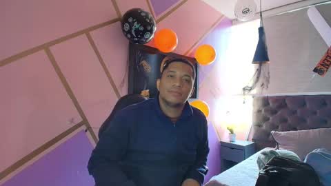 Annie lii online show from 10-25-25, 12:34