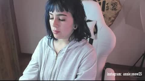 JEANNE no olvides seguirme dont forget follow me  uu online show from 02-19-25, 09:25