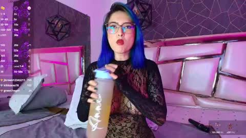 Annie  online show from 03-10-25, 03:52