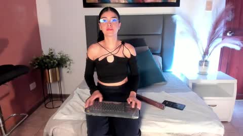 Annie Bluee online show from 05-05-26, 11:51