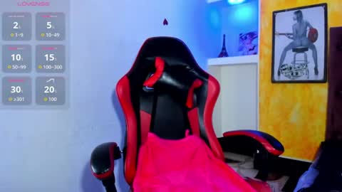 Snapshot of anniee_x chatting on 06-10-26, 02:49 Anniee online show from 06-10-26, 02:49