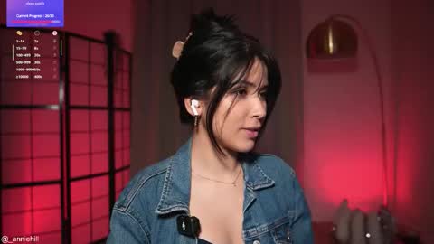 Snapshot of anniehillofficial_ chatting on 02-07-26, 09:18 anniehillofficial_ online show from 02-07-26, 09:18