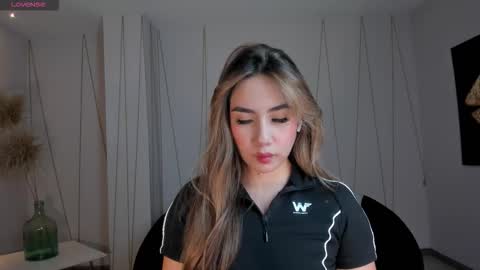 Annie Monroe online show from 02-11-26, 11:48