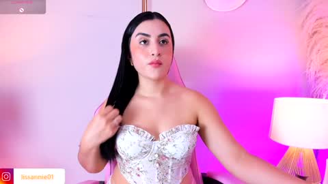 Annieliss online show from 01-31-25, 11:24