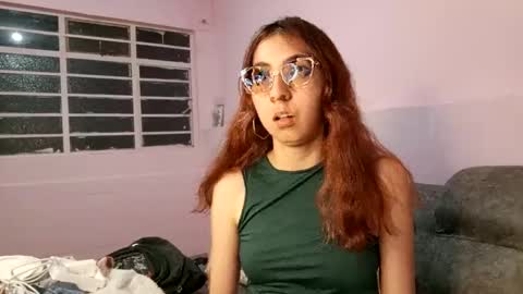 Annie Sparkle online show from 10-15-25, 04:34