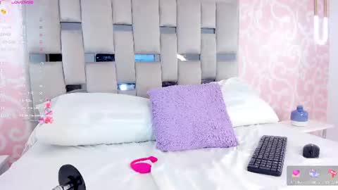  ANNIE  online show from 07-01-26, 04:58