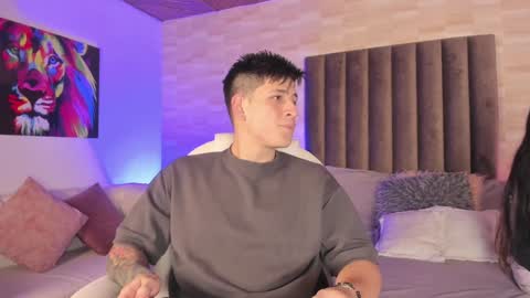 Annie  Alex online show from 01-25-25, 12:58