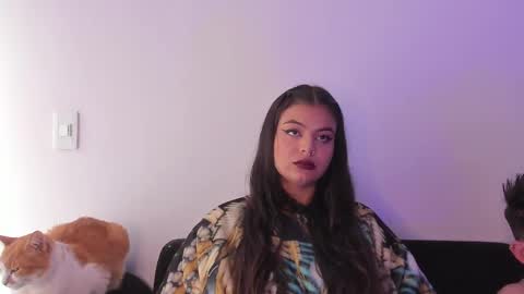 Annie  Alex online show from 02-08-25, 02:38