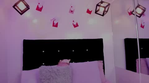 Annie Evans  online show from 02-12-26, 12:33