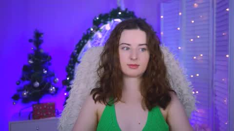 Snapshot of annterry chatting on 12-18-25, 08:42 Ann Terry 3 online show from 12-18-25, 08:42