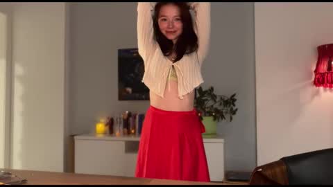 N  antics online show from 12-04-25, 04:22