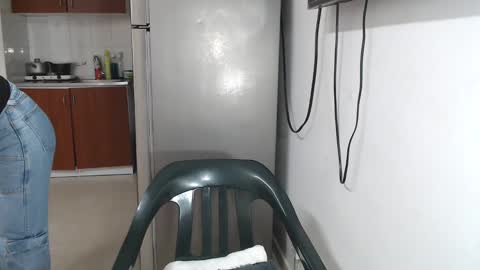 Snapshot of anntonella_squirt chatting on 11-04-25, 11:26 anntonella_squirt online show from 11-04-25, 11:26