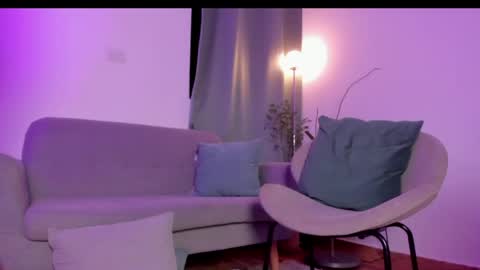 Anntonia Woods  online show from 05-15-26, 11:23